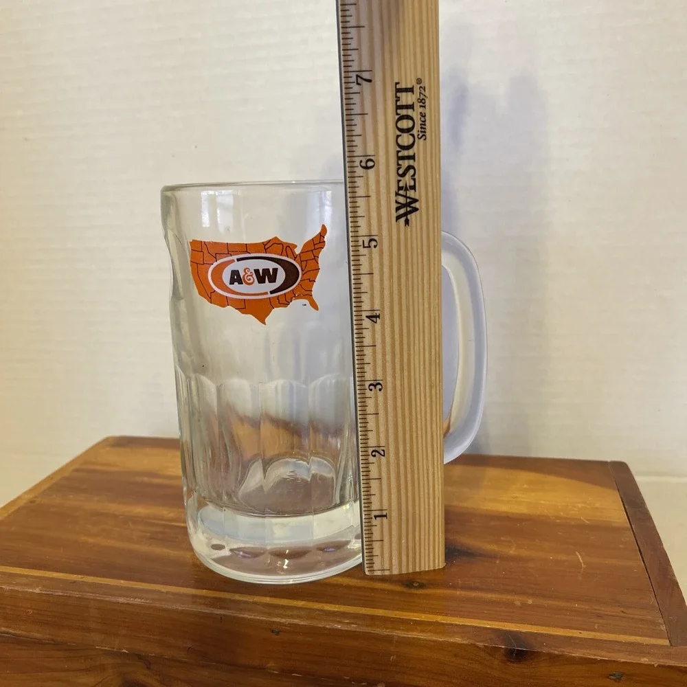 A&W Root‎ Beer Mug Glass USA Map Logo Restaurant Advertising Collectible